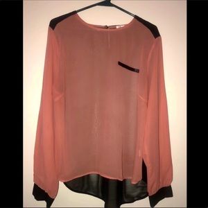 Peach & Black Top - Size 2X